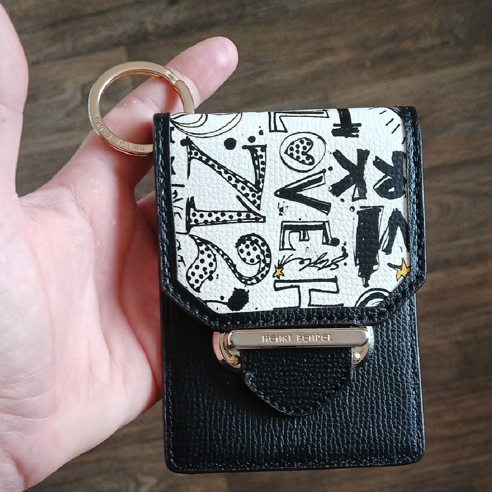 Henri Bendel Graffit Card Holder with Key Chain. - Picture 2 of 13